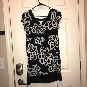 🎉Black and White Floral Dress